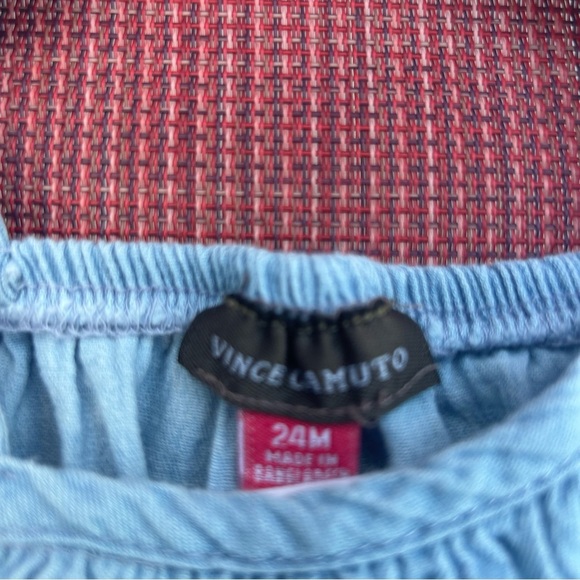 🍭Vince Camuto Girls' Chambray Romper with Pink Floral Embroidery Accents 24m - Picture 3 of 5